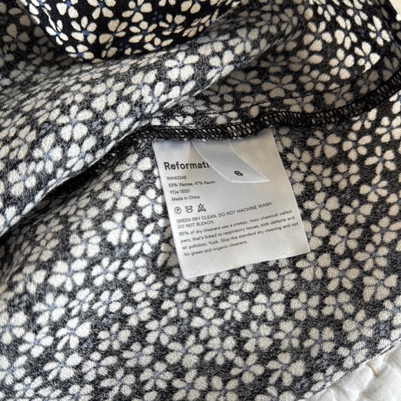Reformation Floral Black and White Women's Skirt - Picture 7 of 7